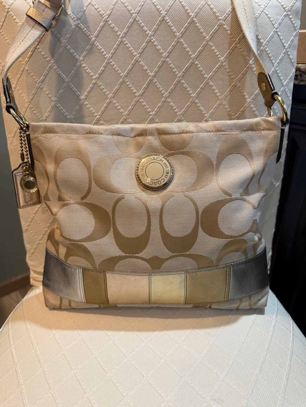 Coach Signature Multi Stripe File Bag F19209 - Picture 2 of 15